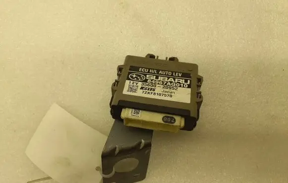 Subaru Legacy Light module LCM 84967AG010