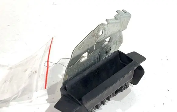Suzuki Ignis Tailgate/trunk/boot exterior handle 