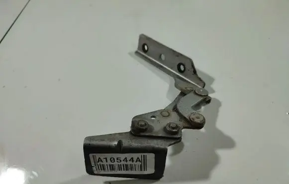 Engine bonnet/hood hinges