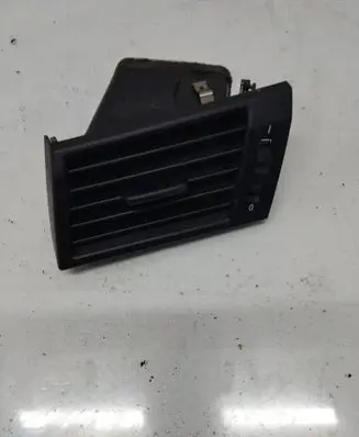 BMW X3 E83 Dashboard side air vent grill/cover trim 3400075