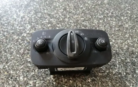 Ford Fiesta Light switch 8A6T13A024DB 10002882