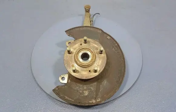 Honda CR-V Front wheel hub spindle knuckle