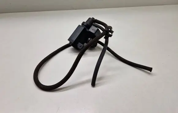 BMW 5 E60 E61 Turbo solenoid valve 7796634