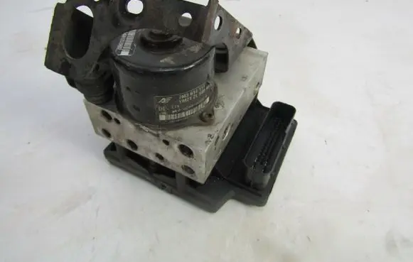 Seat Alhambra (Mk1) ABS Pump 7M3614111