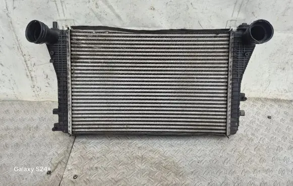 Volkswagen PASSAT B6 Intercooler radiator 3C0145805F L3393000