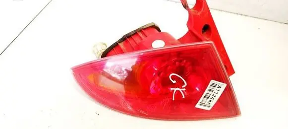 Seat Leon (1P) Rear/tail lights 98205100