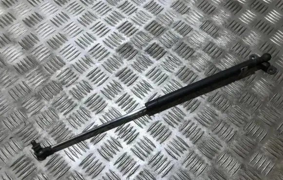 Mitsubishi Colt Tailgate/trunk strut/damper