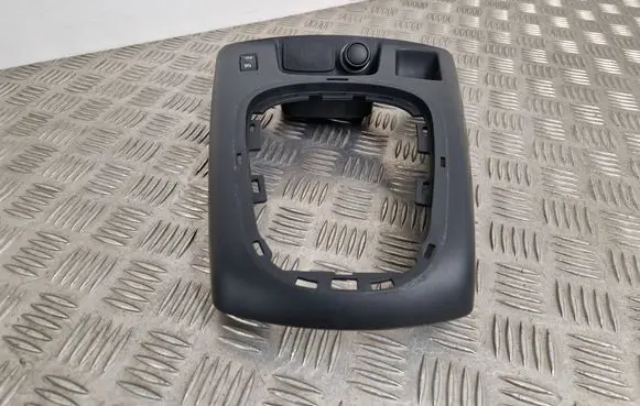 Renault Scenic III - Grand scenic III Gear shifter surround trim plastic 969330001R 969330007R