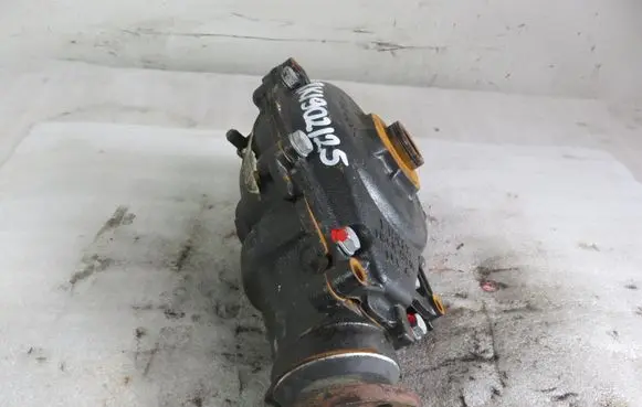 BMW X3 E83 Front differential 338 7523656