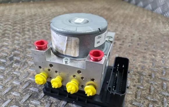 Ford Mustang VI ABS Pump KR3C2B373AB KR3C2C219AB