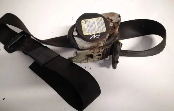 Audi A3 S3 8L Front seatbelt 8l3857705