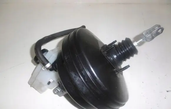 Infiniti Q50 Brake booster 0204799382
