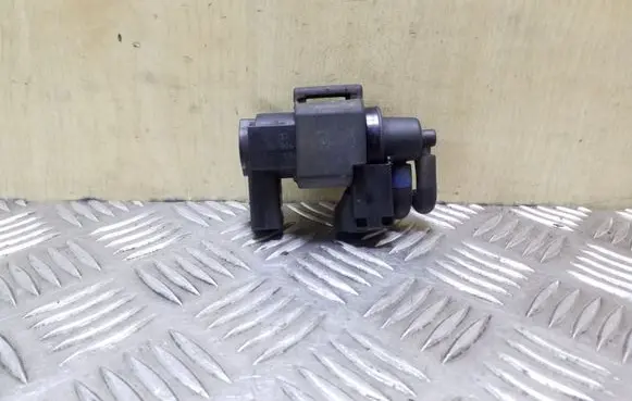 Audi A6 S6 C6 4F Vacuum valve 059906629A 059906628B 70101900