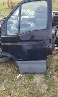 Iveco Daily 4th gen Front door