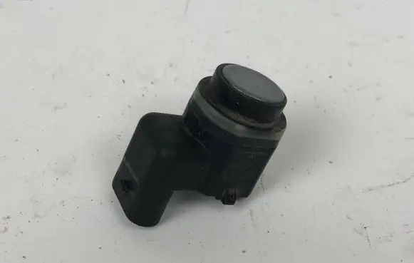 BMW 5 F10 F11 Parking PDC sensor 9173106