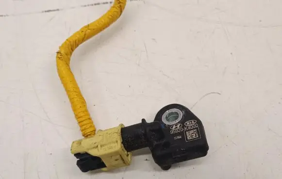 Hyundai Kona I Airbag deployment crash/impact sensor 95920K4000