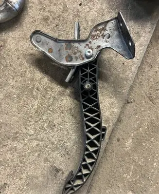 Renault Megane II Clutch pedal 