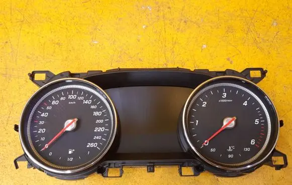 Mercedes-Benz E W213 Speedometer (instrument cluster) A2139007525