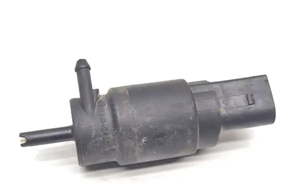 Mercedes-Benz E W211 Windscreen/windshield washer pump 3090179