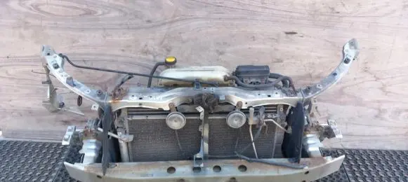 Toyota Avensis T250 Radiator support slam panel