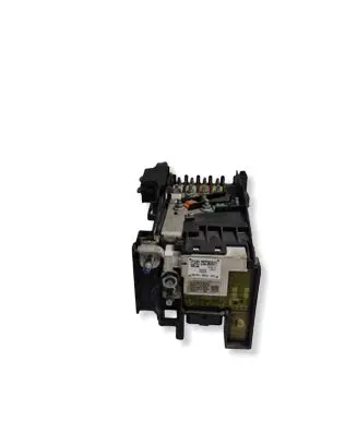 Peugeot 308 SW Fuse module 28236841