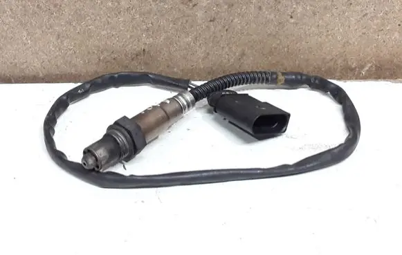 Audi A4 S4 B6 8E 8H Lambda probe sensor 030906262L