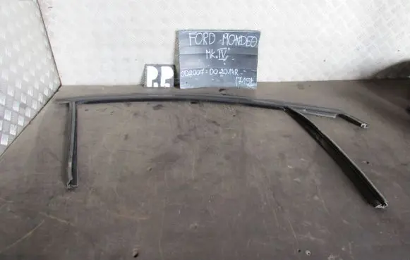 Ford Mondeo MK IV Rubber seal loading door 7S71A21510