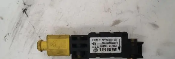 Audi A4 S4 B6 8E 8H Airbag deployment crash/impact sensor 8e0959643e