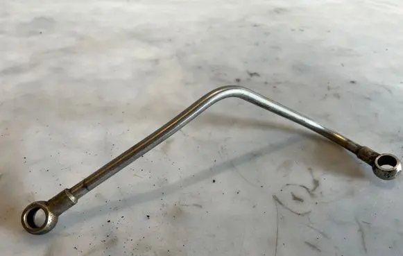 Mitsubishi Pajero Turbo turbocharger oiling pipe/hose 4m41