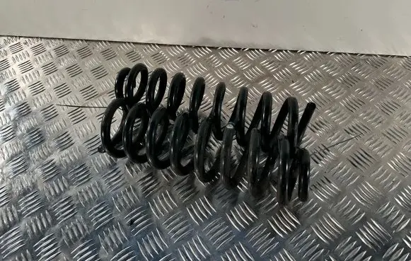 Mercedes-Benz E W238 Rear coil spring