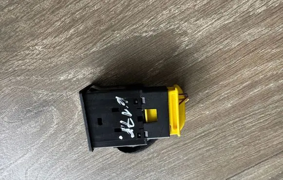 Audi Q4 Sportback e-tron Passenger airbag on/off switch 5Q0919237