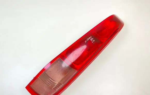 Nissan X-Trail T30 Rear/tail lights B46R