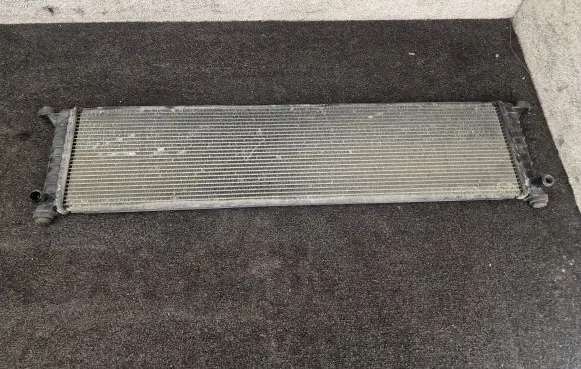 Tesla Model S Coolant radiator 105799900B