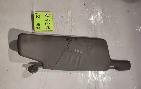 Mazda MPV II LW Sun visor 897465456
