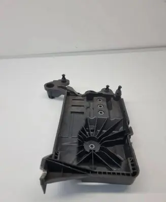 Volkswagen Golf VIII Battery tray 