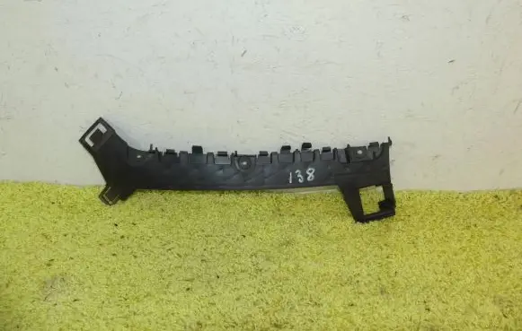 Ford B-MAX Rear bumper mounting bracket av11-17e850-a