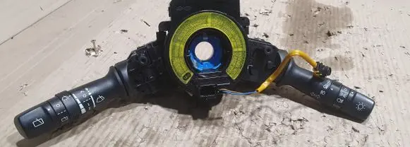 Hyundai Veloster Headlight wiper switch 