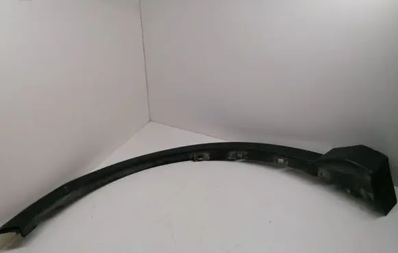 Toyota RAV 4 (XA40) Front arch trim 7560242100