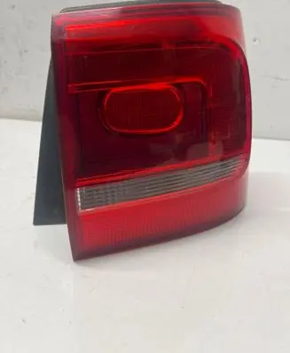 Volkswagen Touran II Rear/tail lights 