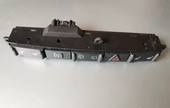Chrysler Voyager A set of switches 04685842AA