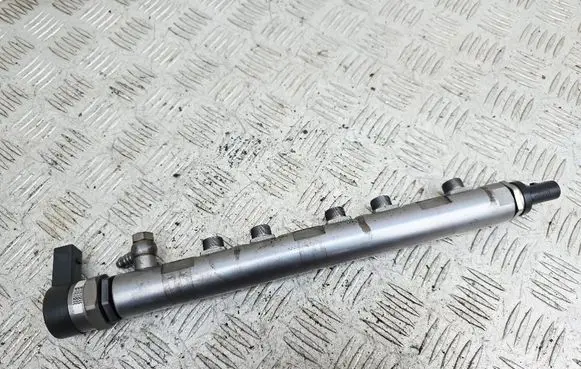 BMW 5 E60 E61 Fuel main line pipe 0281002988 0281002949 7809129