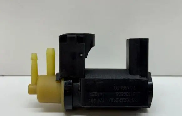 Volvo S60 Turbo solenoid valve 31339808 70466400 14T254