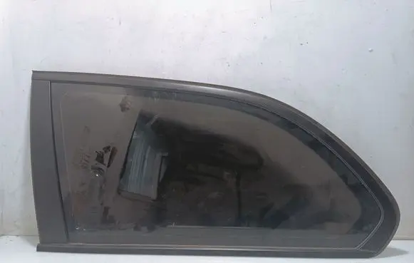 BMW 5 E60 E61 Rear side window AS2