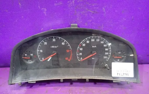 Opel Vectra C Speedometer (instrument cluster) 