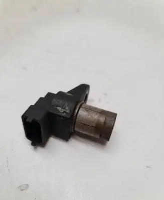 Mercedes-Benz E W211 Camshaft position sensor A0031539728