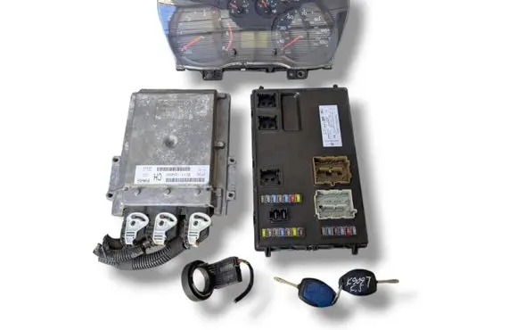 Ford Transit Engine ECU kit and lock set 8C11-12A650-CH