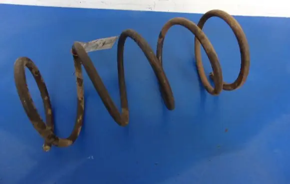 Toyota Carina T170 Front coil spring