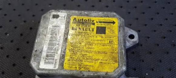 Renault Scenic I Airbag control unit/module 7700415231j 550509900