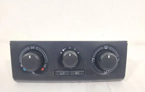 Skoda Fabia Mk2 (5J) Climate control unit 5J0820045 901513690000 H2242002
