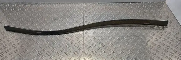 Dashboard glove box trim